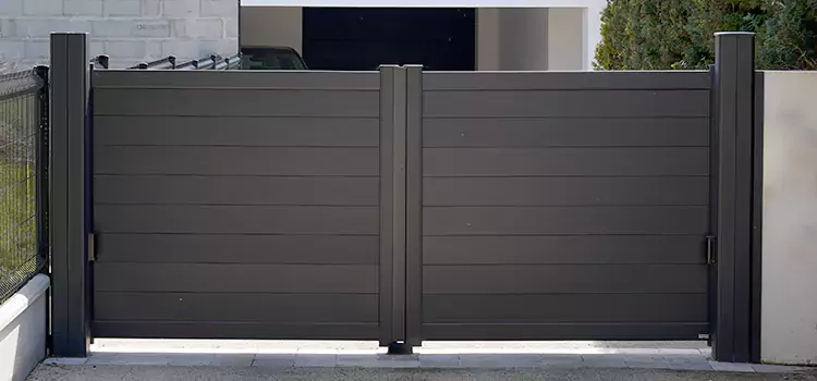 Common Residential Gate Issues We Resolve in Oakdale, MN